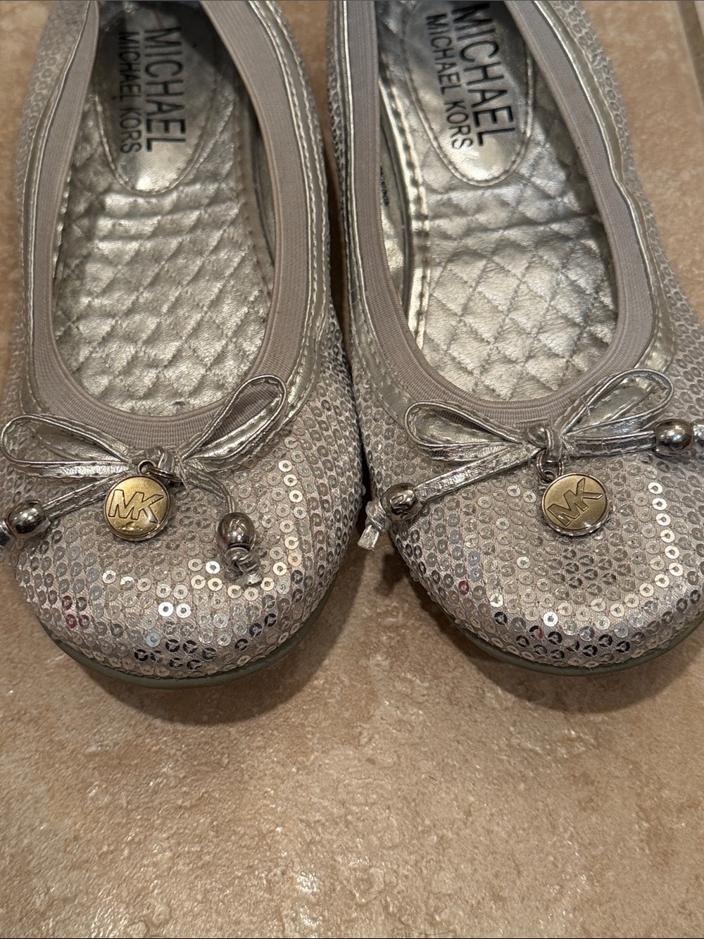 NWOT MICHAEL Michael Kors Silver Sequin Ballet Flats with Logo Charm